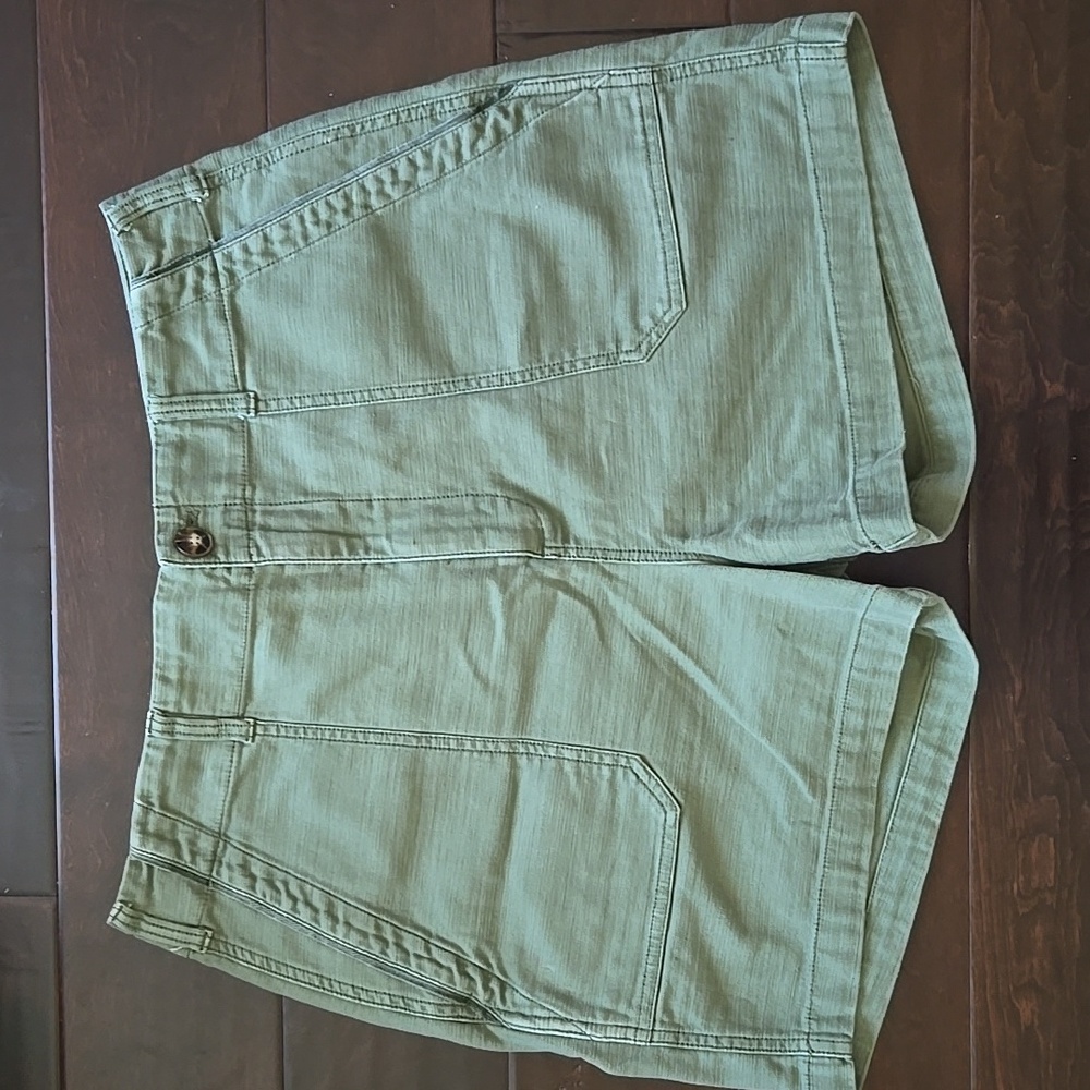 Faherty Stretch Surplus High Rise Utility Style Shorts "Fatigue" Green EUC - 31